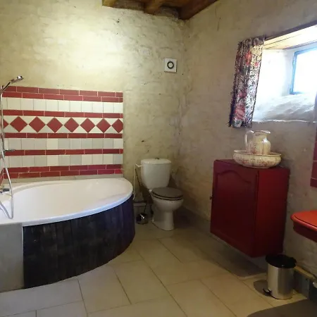 Casa de Férias Manor In Cotentin With Historic Charm *