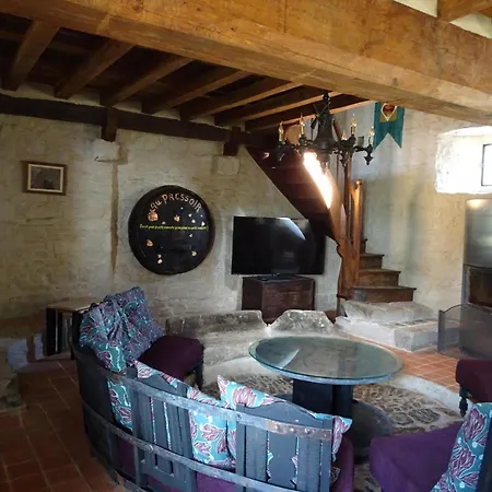 Manor In Cotentin With Historic Charm Casa de Férias