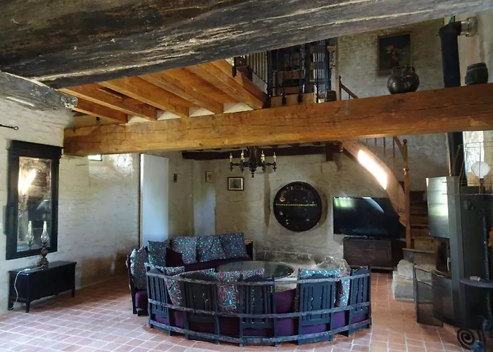 Manor In Cotentin With Historic Charm