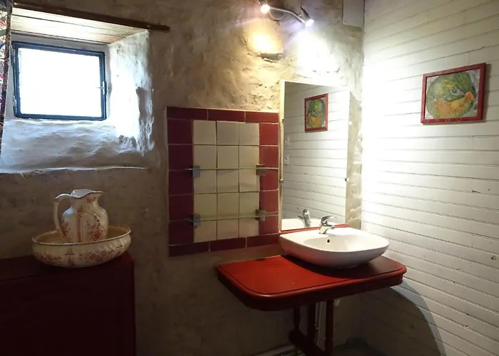 Manor In Cotentin With Historic Charm Saint-Lo-d'Ourville