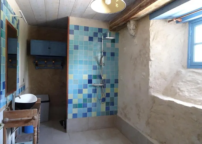 Manor In Cotentin With Historic Charm Saint-Lo-d'Ourville